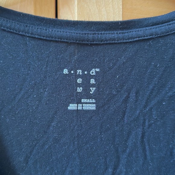 A New Day Lounge Tee - Picture 3 of 4